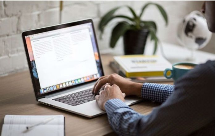 «Μαθήματα Η/Υ για αρχάριους κάθε ηλικίας» στη δημοτική Βιβλιοθήκη