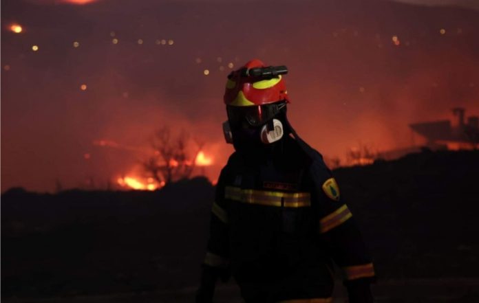 ΥΠΕΣ: Διάθεση 50 εκατ. € σε Δήμους και Συνδέσμους για πυροπροστασία – Η κατανομή στα Νότια Προάστια