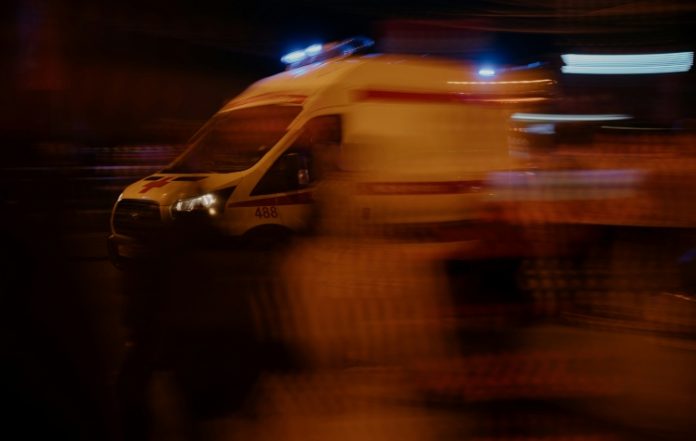 Τροχαίο στη Συγγρού: Αυτοκίνητο παρέσυρε μοτοσικλέτα