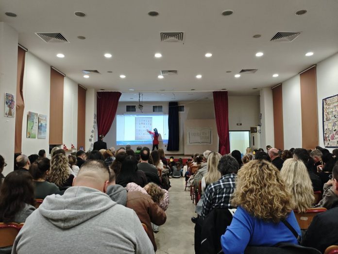 Εγκαίνια για την βιβλιοθήκη του 4ου Δημοτικού Σχολείου Δάφνης