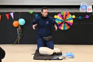 Νέοι απινιδωτές στη διάθεση των εργαζομένων του Δήμου