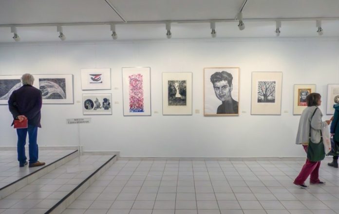 Παρατείνεται μέχρι τέλος Απριλίου η έκθεση «Στον Μίκη Θεοδωράκη»