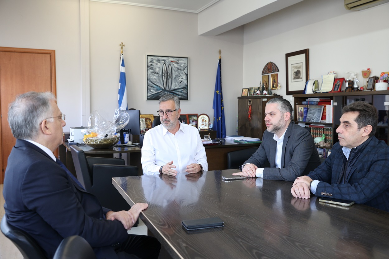 Συνάντηση εργασίας του Υποργού Τάκη Θεοδωρικάκου με τη δημοτική Αρχή Αγίου Δημητρίου
