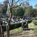 Πλήθος κόσμου γέμισε από νωρίς τα τραπέζια στο Πάρκο του Αη Γιάννη