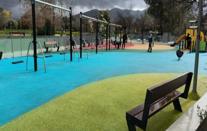 Ολοκληρώθηκαν οι εργασίες καθαρισμού στις πλατείες