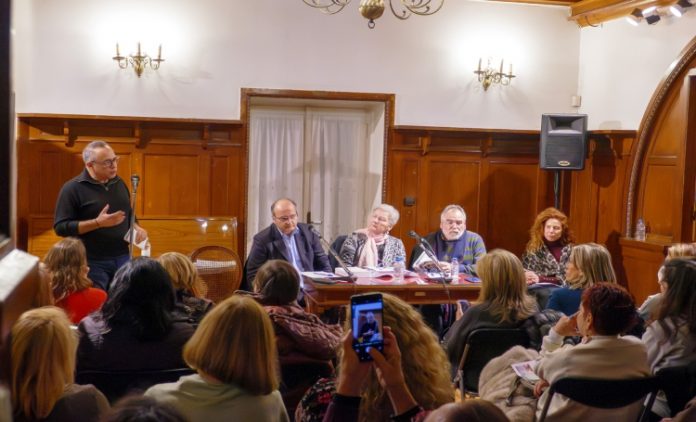 H παρουσίαση του βιβλίου «Ιστορικές Ιχνηλασίες» του ιστορικού αναλυτή Μανώλη Μπότση.