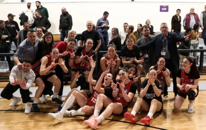 Συγχαρητήρια Κωνσταντέλλου στη γυναικεία ομάδα μπάσκετ του Πρωτέα