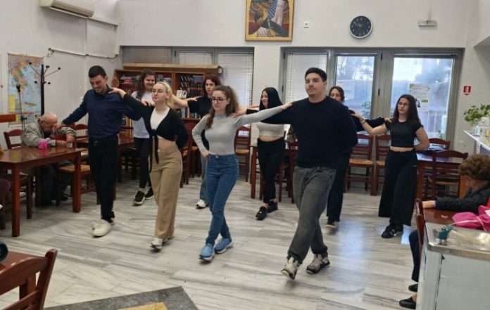 «Let’s Move»: Μαθητές χορεύουν και ενώνουν γενιές στον Άγιο Δημήτριο