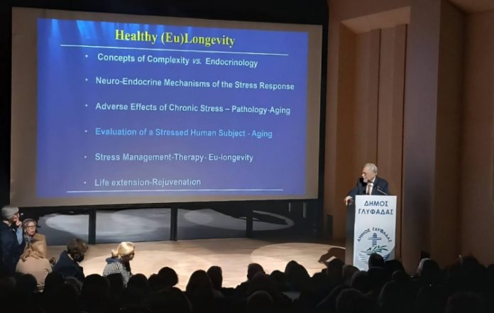 Ο Γεώργιος Χρούσος στο κατάμεστο ΔΕΑΠ Γλυφάδας