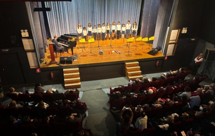 Βύρωνας: Με μεγάλη συμμετοχή ολοκληρώθηκε το 2ο Φεστιβάλ Χορωδιών