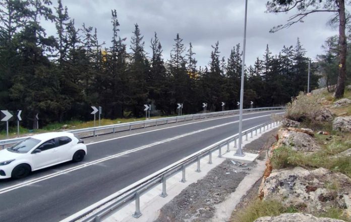 Στην κυκλοφορία η οδός Καραμολέγκου - Ολοκληρώθηκε το έργο οδικής ασφάλειας