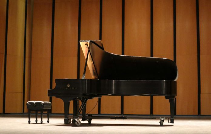 Γιορτή πιάνου με ελεύθερη συμμετοχή στον Άγιο Δημήτριο