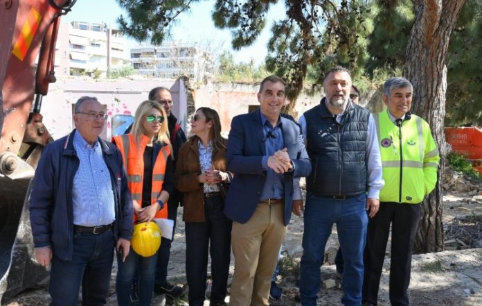 Στην κατεδάφιση των αυθαιρέτων της Πικροδάφνης ο Γ. Κωνσταντάτος