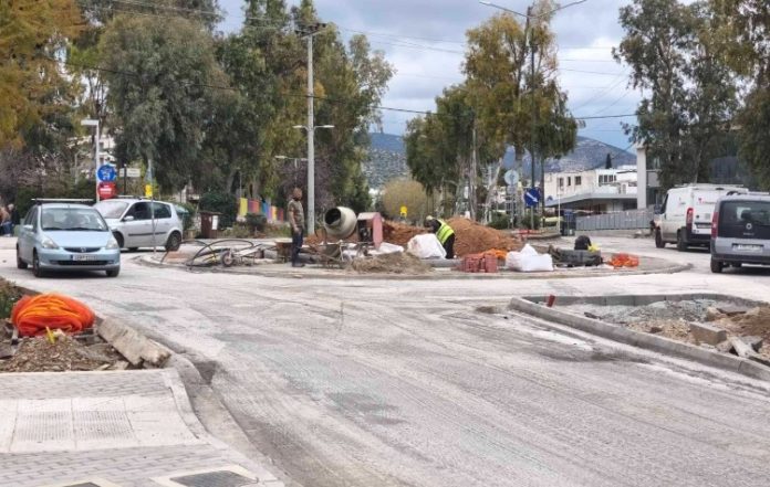 Σε εξέλιξη τα έργα οδοποιίας στον Δήμο Αλίμου