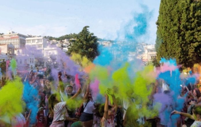 Πρωτομαγιά με το 1ο Φεστιβάλ Χρωμάτων στο Δήμο Ηλιούπολης