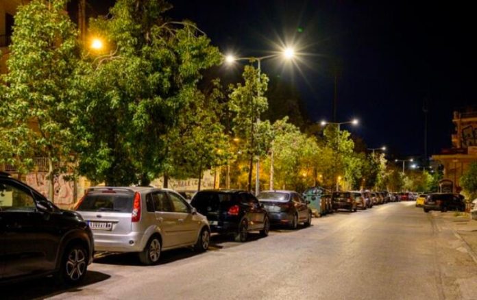 Η Καλλιθέα κάνει τους δρόμους της πιο...φωτεινούς