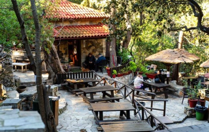 Ανοιχτό το αναψυκτήριο της Καλοπούλας το Σαββατοκύριακο