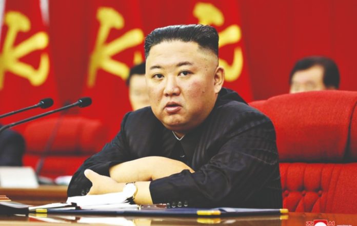 Βόρεια Κορέα: Αποστάσεις  και… διάδοχοι