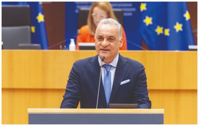 Μανώλης Κεφαλογιάννης: «Οι θεσμικές πτυχές της Τεχνητής Νοημοσύνης»