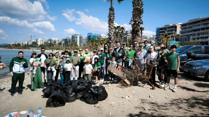 Περιβαλλοντική δράση καθαρισμού στις παραλίες Μπάτη και Έδεμ