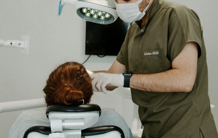 Δωρεάν οδοντιατρική φροντίδα για όλους τους κατοίκους στην Καισαριανή