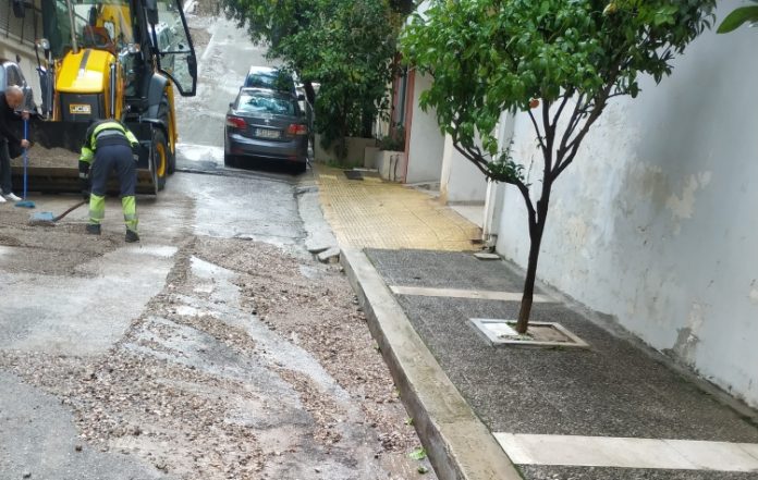 Παρεμβάσεις σε πεζοδρόμια στην Ηλιούπολη