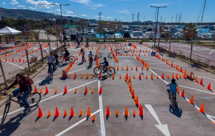 Γιορτή ποδηλάτου στην παραλία της Γλυφάδας ενόψει του Tour Hellas