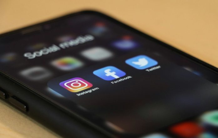 Κ. Μητσοτάκης: Ανακοινώθηκε απαγόρευση πρόσβασης στα social media για παιδιά κάτω των 15 ετών