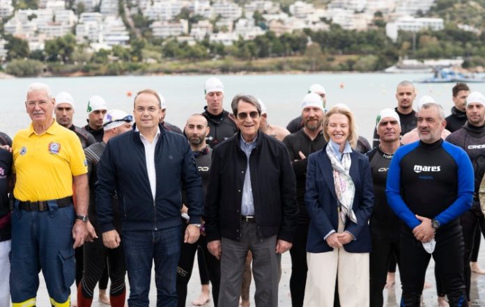 Μικροί Ήρωες – Κολυμπάμε με τους ΟΥΚ