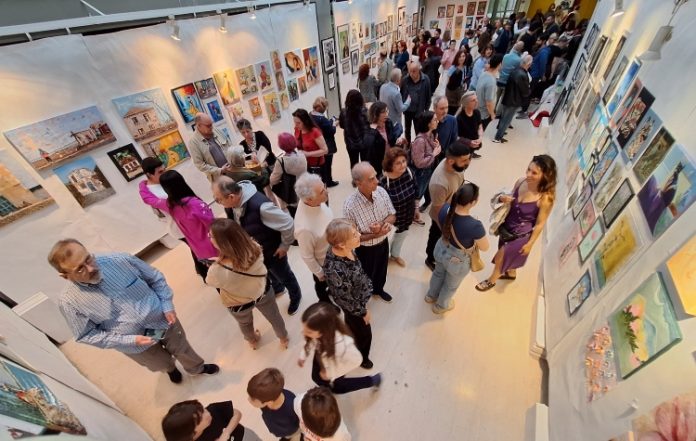 Καισαριανή: Πλήθος επισκεπτών στην ετήσια εικαστική έκθεση του Πολιτιστικού Κέντρου