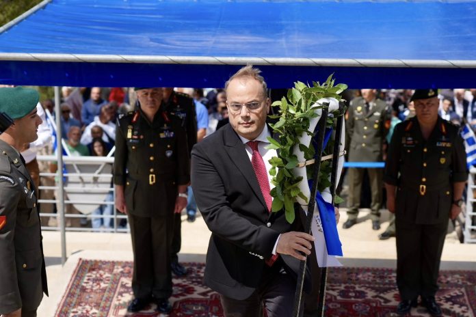 Φόρος τιμής στους Ιερολοχίτες και Καταδρομείς στο Καβούρι