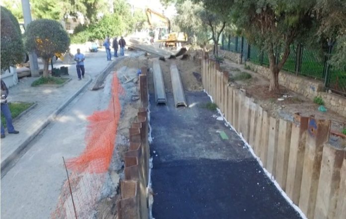 Παράταση για έργα οδικής ασφάλειας και αντιπλημμυρικό αγωγό