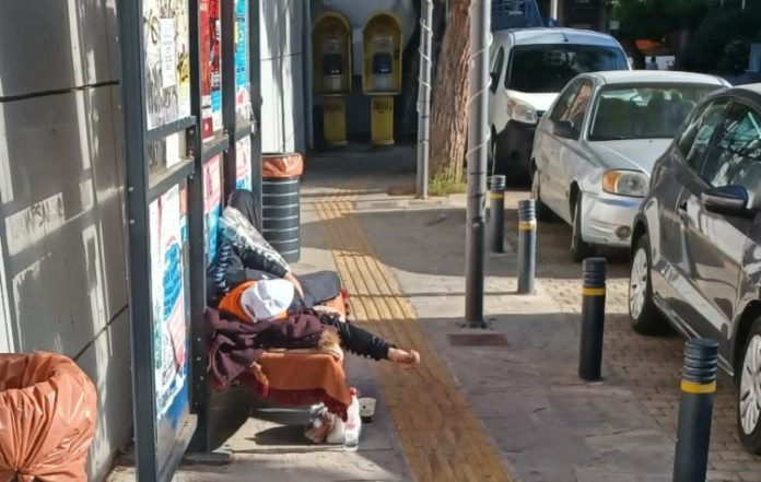 «Όταν μείνεις στο δρόμο, δεν έχεις πια υπόληψη»