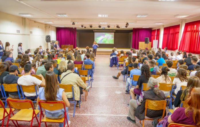 Μεγάλη γιορτή Φυσικών Επιστημών στο 1ο Γυμνάσιο Ζωγράφου