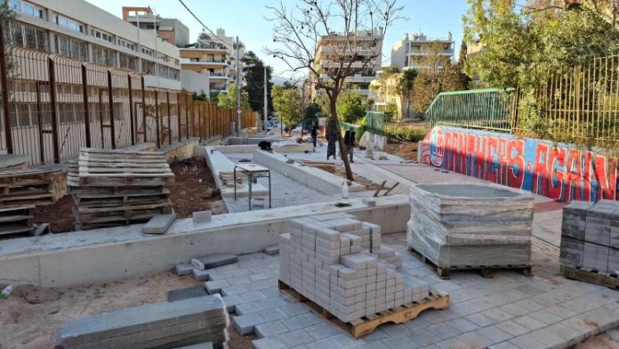 Προς ολοκλήρωση ο πεζόδρομος στην οδό Τραπεζούντος στη Νέα Σμύρνη